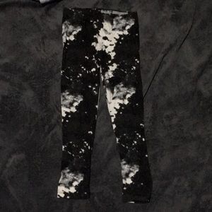 White and black tie dye leggings